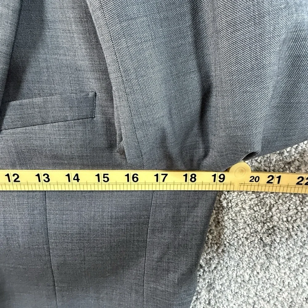 Calvin Klein 38R Slim Fit Gray 100% Wool Sport Coat Blazer‎ 2 Button